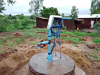 Simple and easy to use borehole pumps